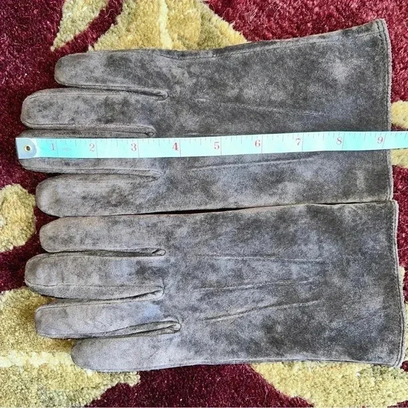 Isotoner Dark Brown Women’s Suede Gloves Thin Black Fleece Lining Size XL - Picture 9 of 11